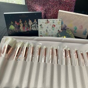 ULTIMATE LIMITED EDITION DISNEY PRINCESS MAKEUP BUNDLE